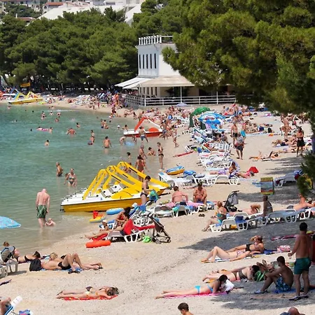 And With Parking Space - 6834