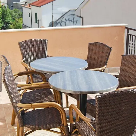 And With Parking Space - 6834 Πανσιόν 3*