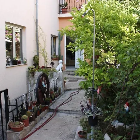 And With Parking Space - 6834