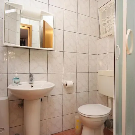 And With Parking Space - 6834 Makarská