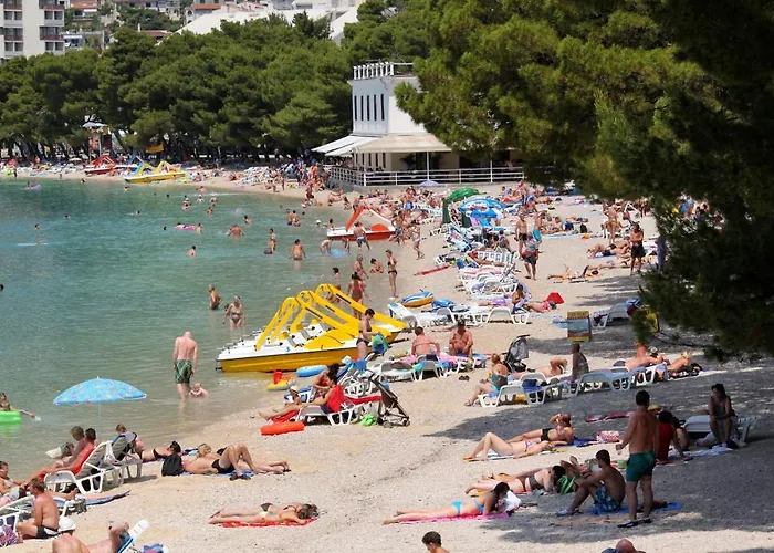 And With Parking Space - 6834