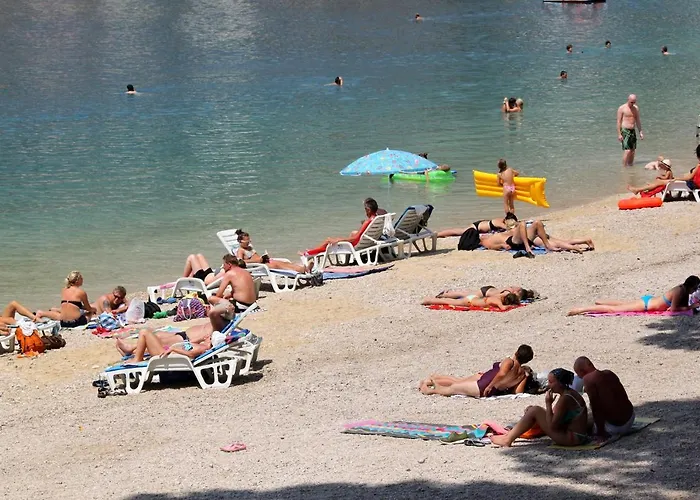 And With Parking Space - 6834